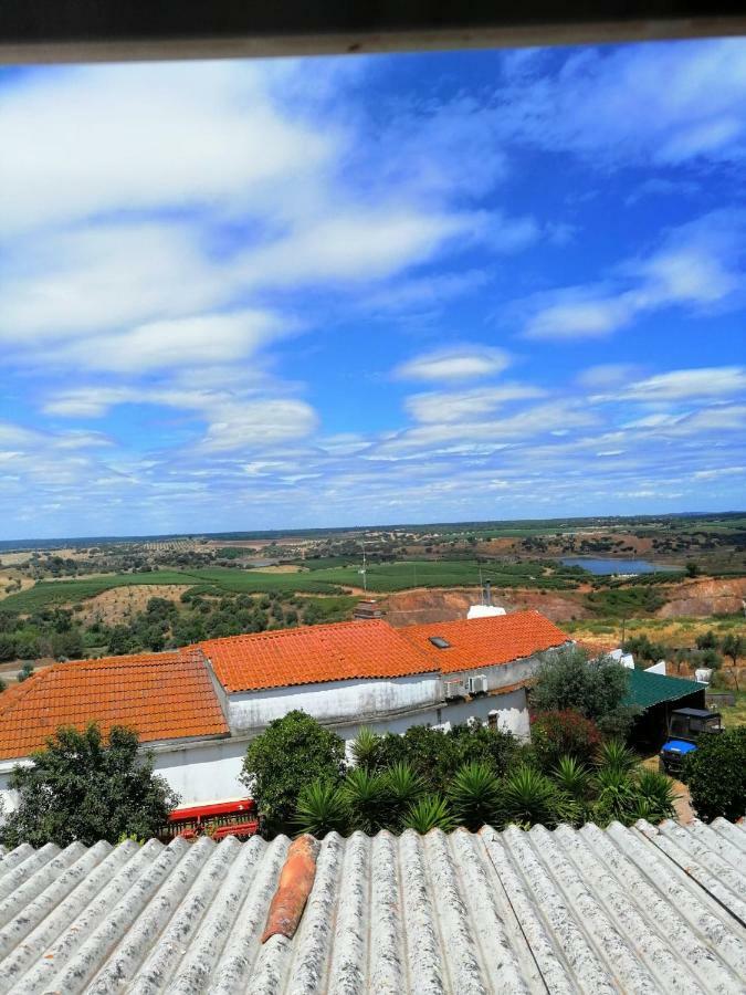 Quartos Da Vovo Avis Esterno foto